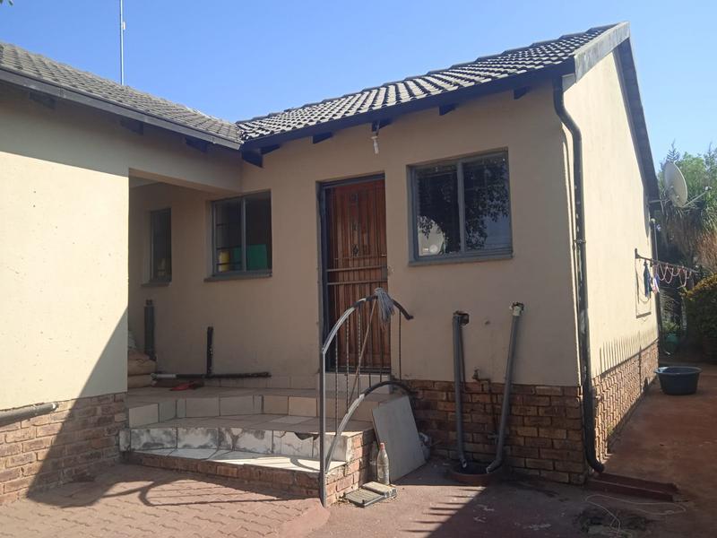 3 Bedroom Property for Sale in Olievenhoutbosch Gauteng