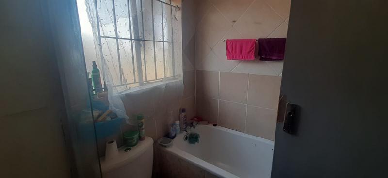 3 Bedroom Property for Sale in Olievenhoutbosch Gauteng