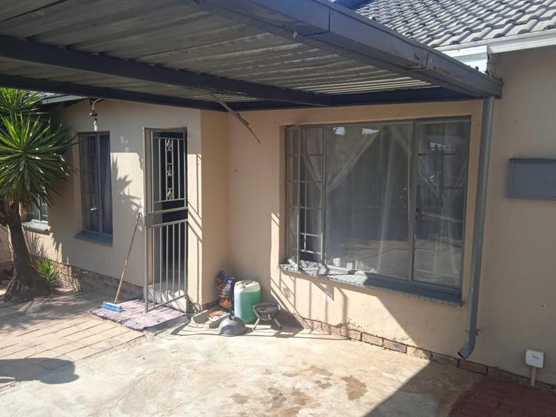 3 Bedroom Property for Sale in Olievenhoutbosch Gauteng