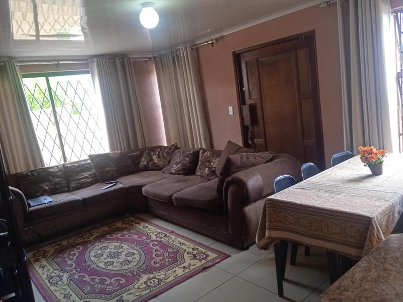 4 Bedroom Property for Sale in Olievenhoutbosch Gauteng