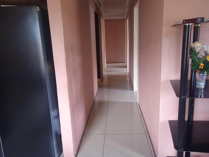 4 Bedroom Property for Sale in Olievenhoutbosch Gauteng