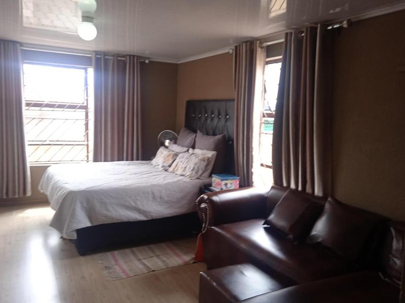 4 Bedroom Property for Sale in Olievenhoutbosch Gauteng