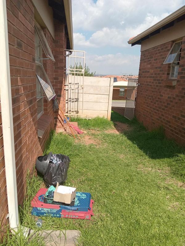 3 Bedroom Property for Sale in Olievenhoutbosch Gauteng