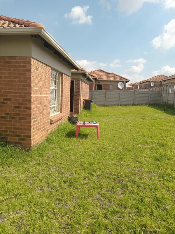 3 Bedroom Property for Sale in Olievenhoutbosch Gauteng