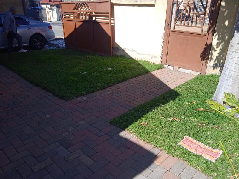 3 Bedroom Property for Sale in Olievenhoutbosch Gauteng