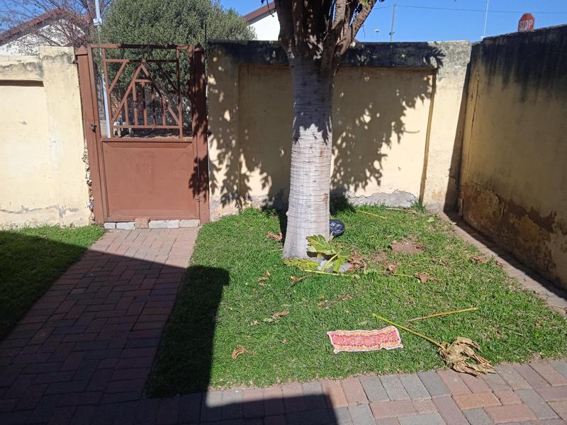 3 Bedroom Property for Sale in Olievenhoutbosch Gauteng