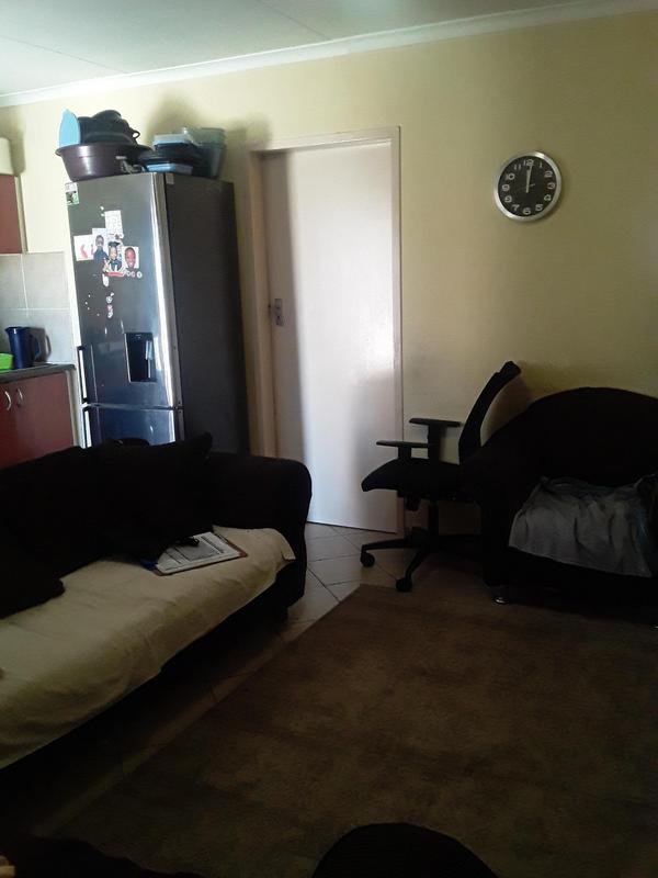 2 Bedroom Property for Sale in Olievenhoutbosch Gauteng