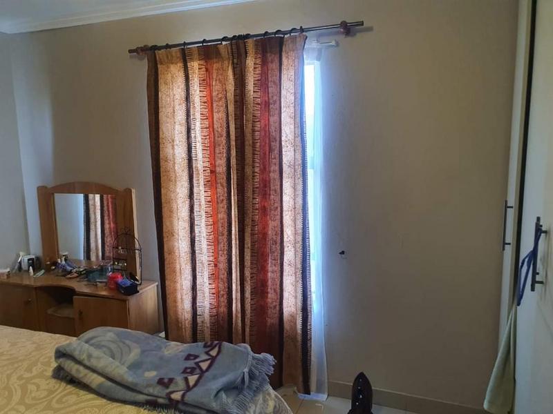 4 Bedroom Property for Sale in Olievenhoutbosch Gauteng