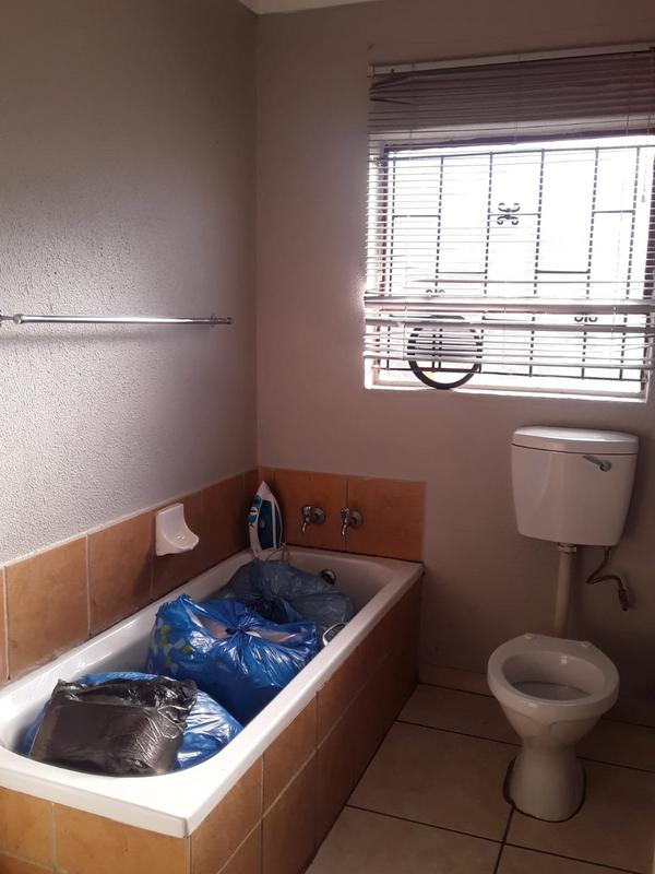 3 Bedroom Property for Sale in Olievenhoutbosch Gauteng