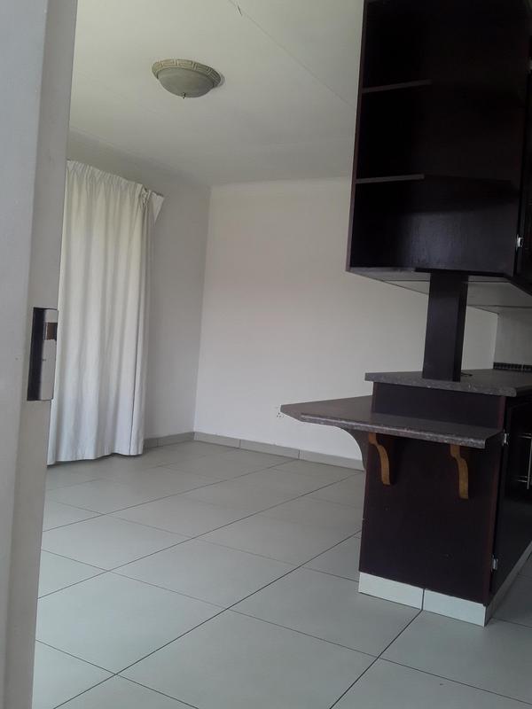 3 Bedroom Property for Sale in Olievenhoutbosch Gauteng