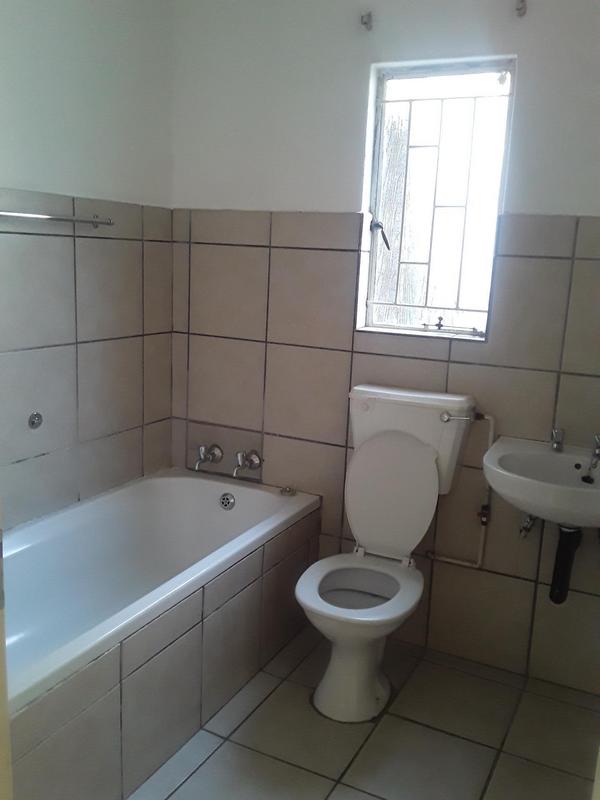 3 Bedroom Property for Sale in Olievenhoutbosch Gauteng