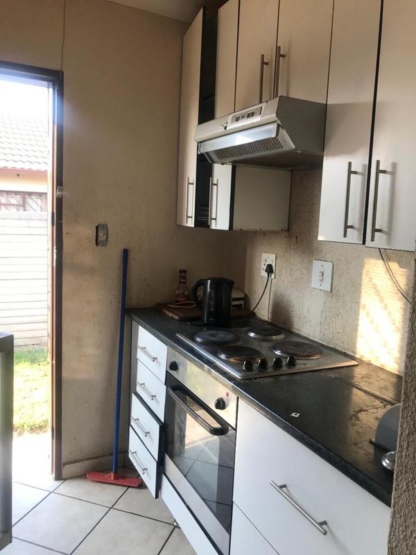 3 Bedroom Property for Sale in Olievenhoutbosch Gauteng