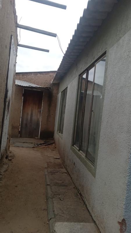 2 Bedroom Property for Sale in Olievenhoutbosch Gauteng