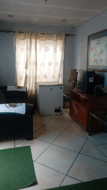 2 Bedroom Property for Sale in Olievenhoutbosch Gauteng