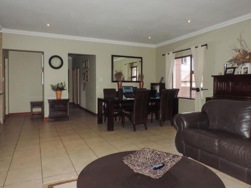 3 Bedroom Property for Sale in Thatchfield Gauteng