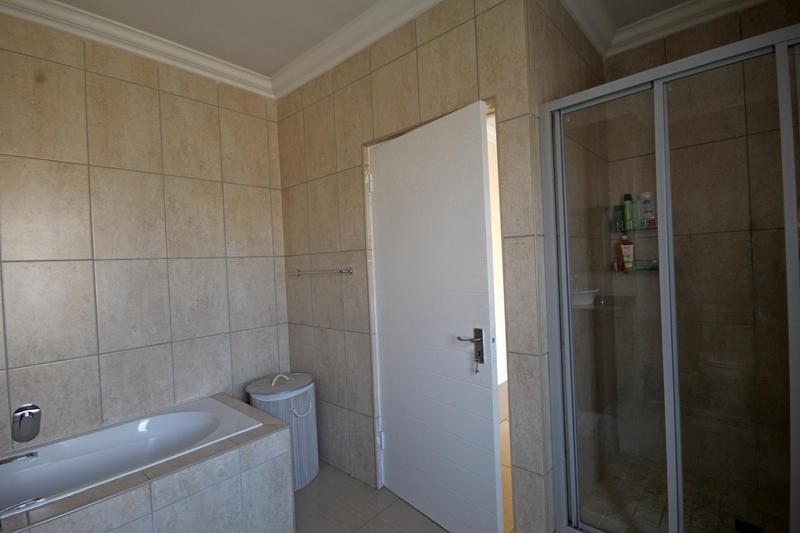 3 Bedroom Property for Sale in Thatchfield Gauteng