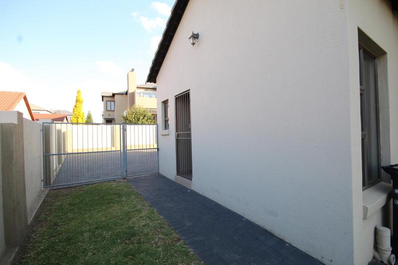 3 Bedroom Property for Sale in Thatchfield Gauteng