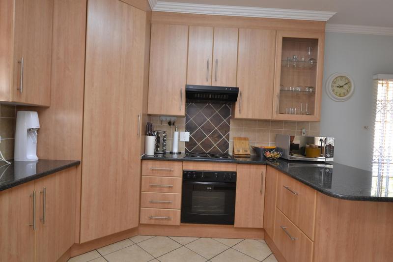 3 Bedroom Property for Sale in Thatchfield Gauteng