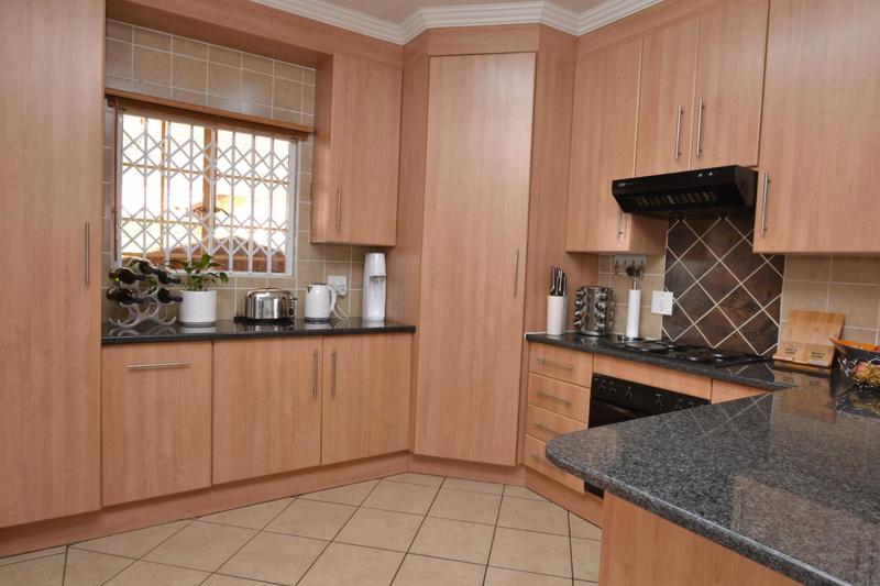 3 Bedroom Property for Sale in Thatchfield Gauteng