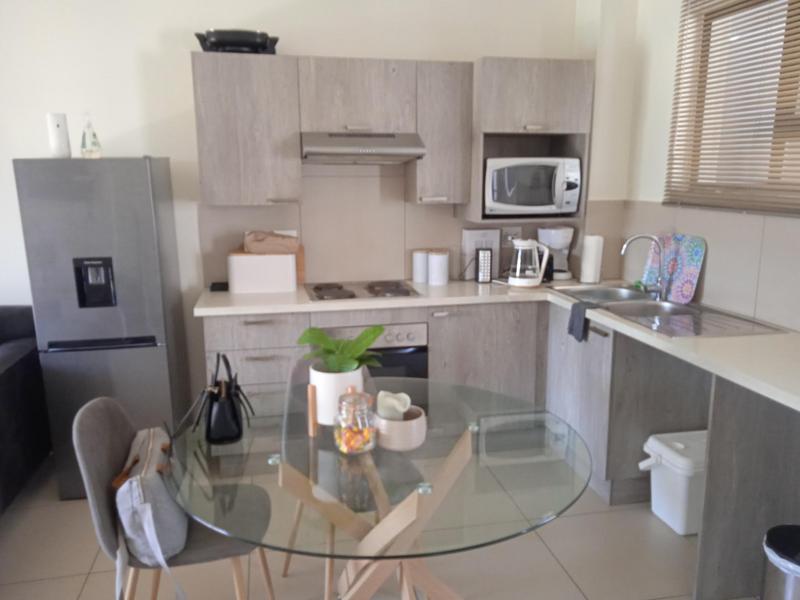 1 Bedroom Property for Sale in Erand Gardens Gauteng