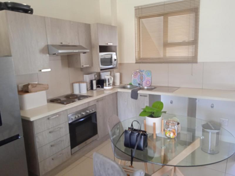 1 Bedroom Property for Sale in Erand Gardens Gauteng