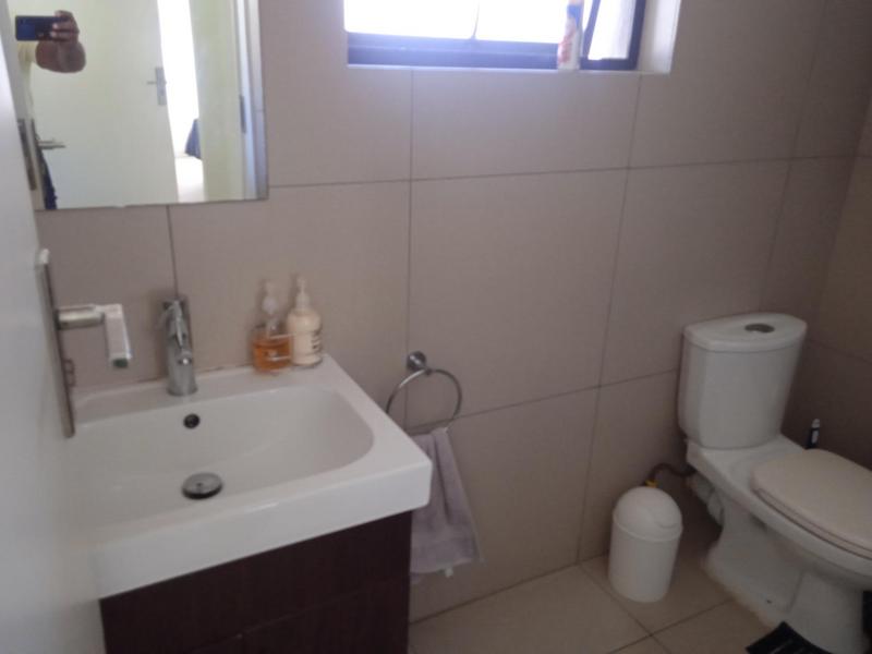 1 Bedroom Property for Sale in Erand Gardens Gauteng