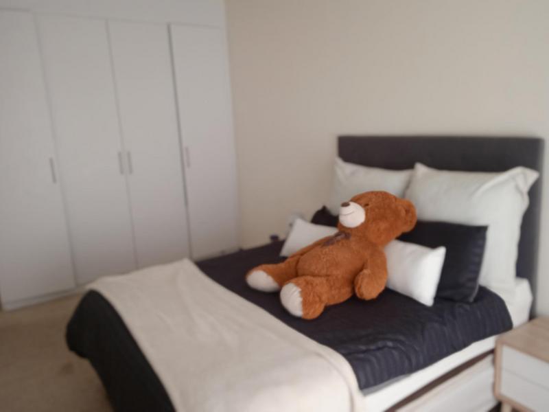 1 Bedroom Property for Sale in Erand Gardens Gauteng