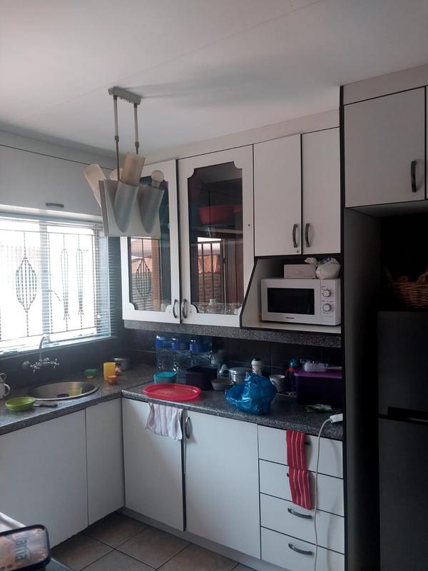 3 Bedroom Property for Sale in Kaalfontein Gauteng