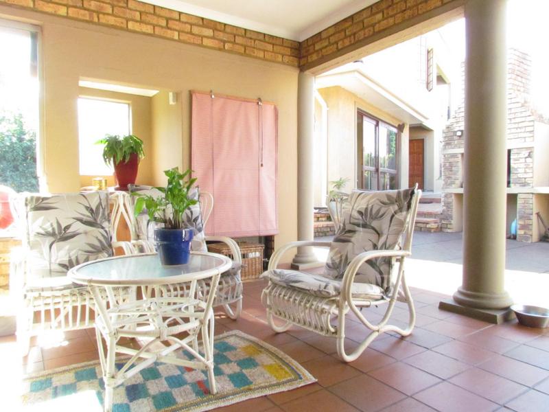 10 Bedroom Property for Sale in Zwartkop Gauteng