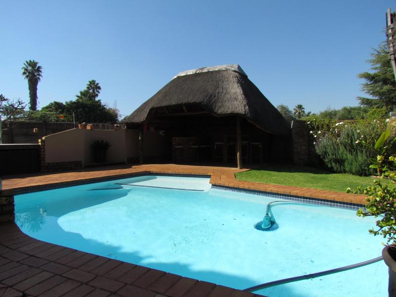 10 Bedroom Property for Sale in Zwartkop Gauteng