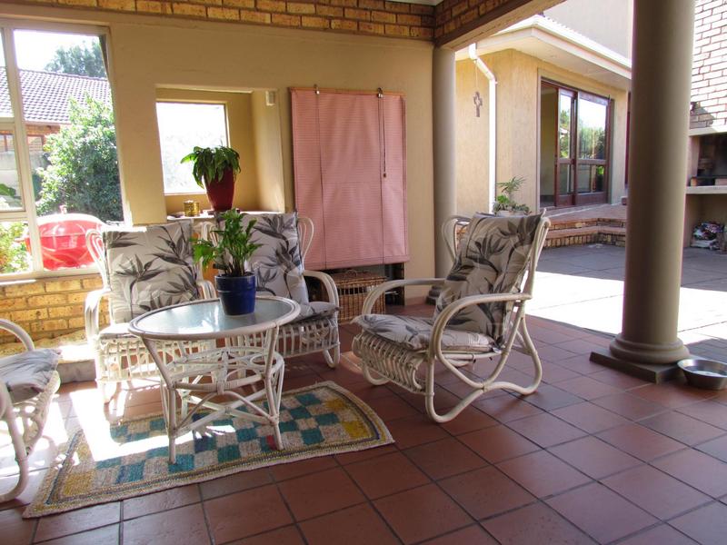 10 Bedroom Property for Sale in Zwartkop Gauteng