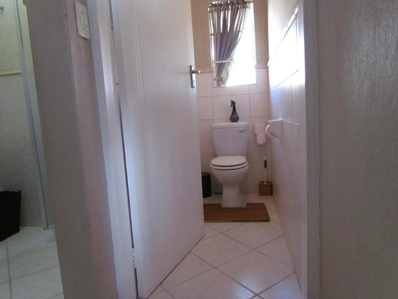 10 Bedroom Property for Sale in Zwartkop Gauteng