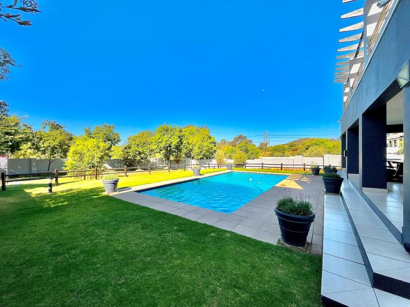 2 Bedroom Property for Sale in Lonehill Gauteng