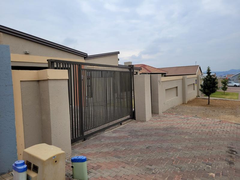 3 Bedroom Property for Sale in Alveda Park Gauteng