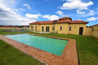 2 Bedroom Property for Sale in Ormonde View Gauteng