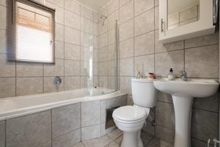 2 Bedroom Property for Sale in Ormonde View Gauteng