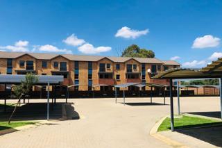 2 Bedroom Property for Sale in Ormonde View Gauteng