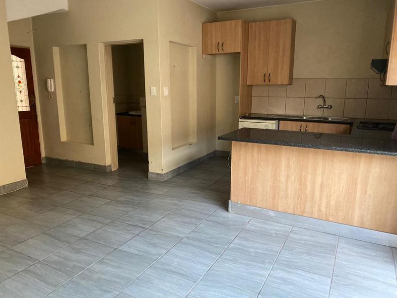 2 Bedroom Property for Sale in Claremont Gauteng