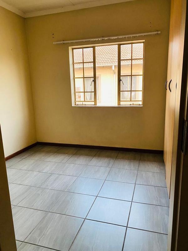 2 Bedroom Property for Sale in Claremont Gauteng