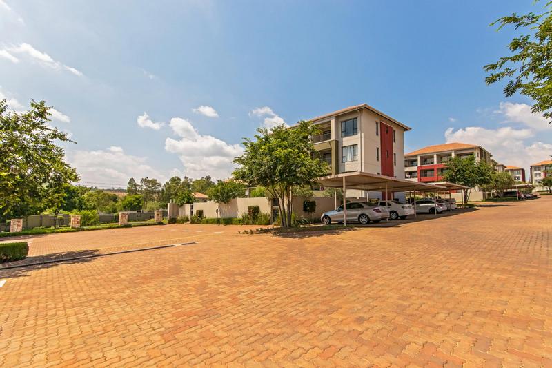 To Let 3 Bedroom Property for Rent in Lonehill Gauteng