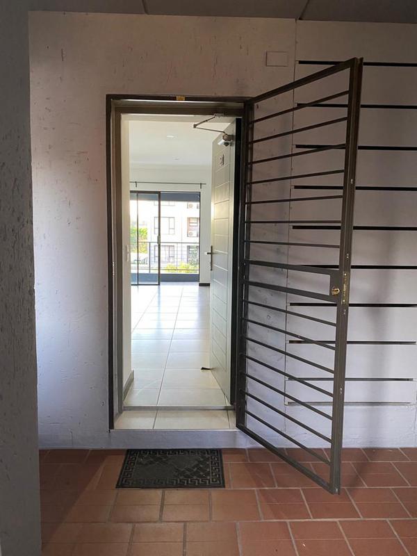 1 Bedroom Property for Sale in Lonehill Gauteng