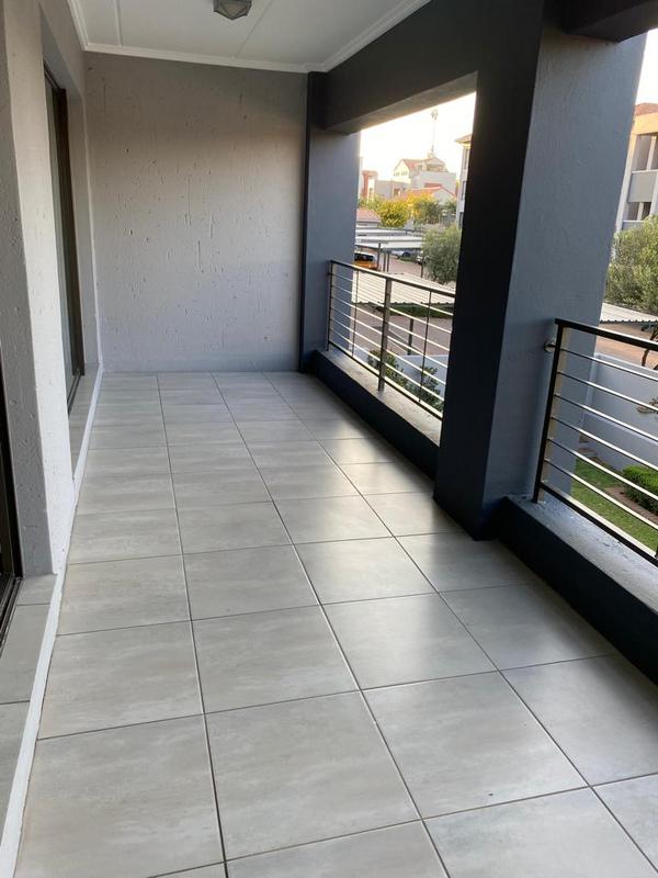 1 Bedroom Property for Sale in Lonehill Gauteng