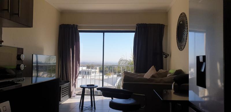 1 Bedroom Property for Sale in Lonehill Gauteng