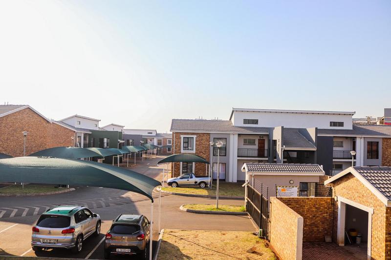 2 Bedroom Property for Sale in Protea Glen Gauteng