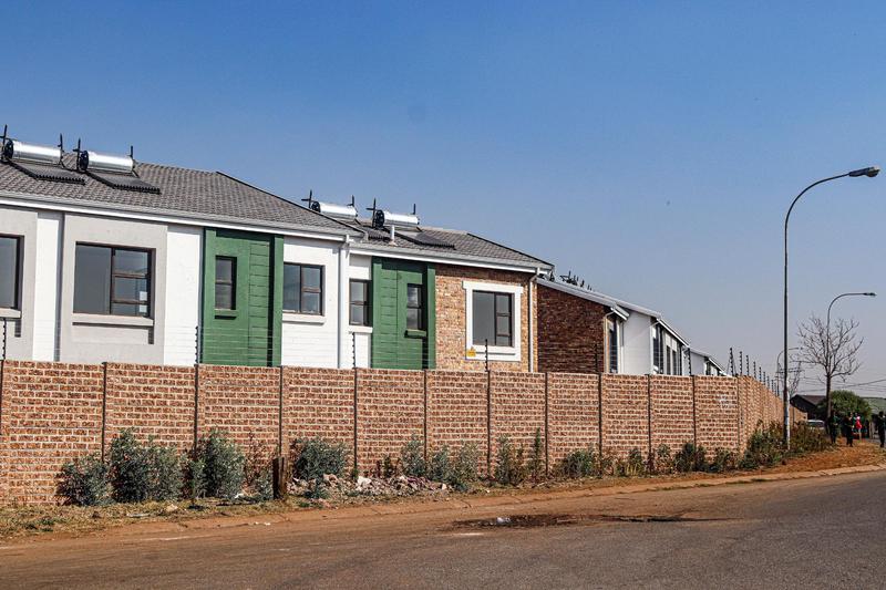 2 Bedroom Property for Sale in Protea Glen Gauteng