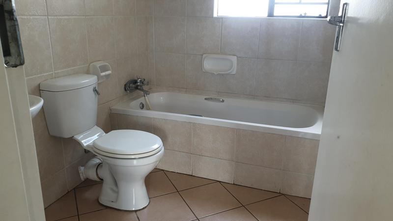 To Let 3 Bedroom Property for Rent in The Orchards Gauteng