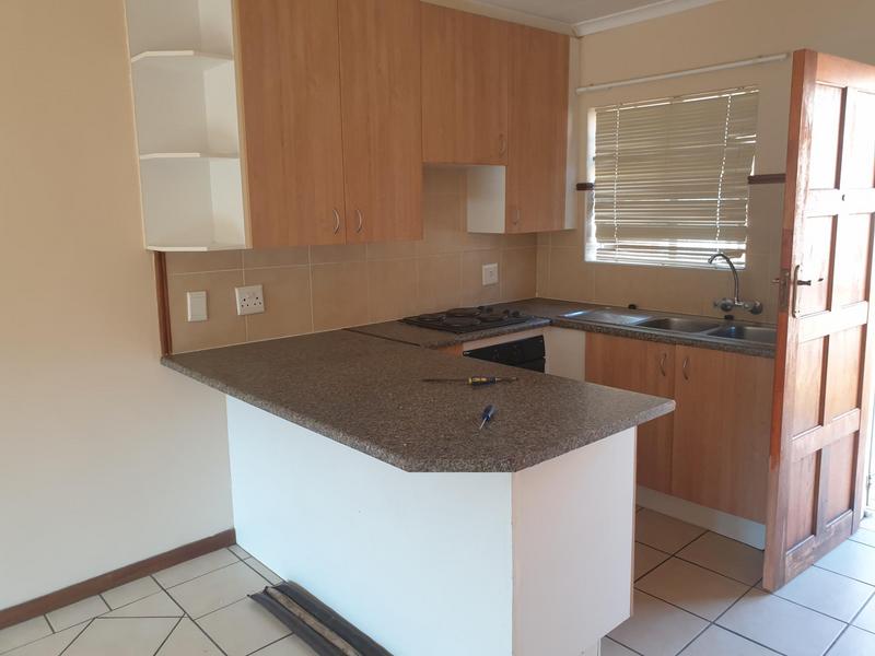 2 Bedroom Property for Sale in Karenpark Gauteng