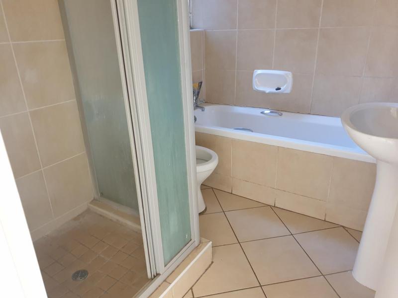 2 Bedroom Property for Sale in Karenpark Gauteng