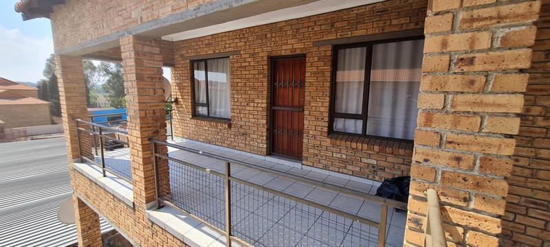 2 Bedroom Property for Sale in Elspark Gauteng