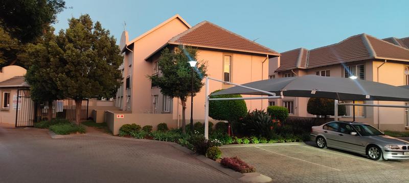 1 Bedroom Property for Sale in Klippoortje Gauteng